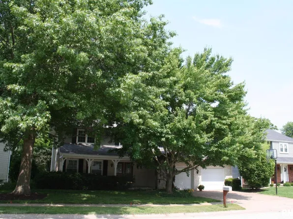 4145 Aspen Hills Dr, Bettendorf, IA 52722