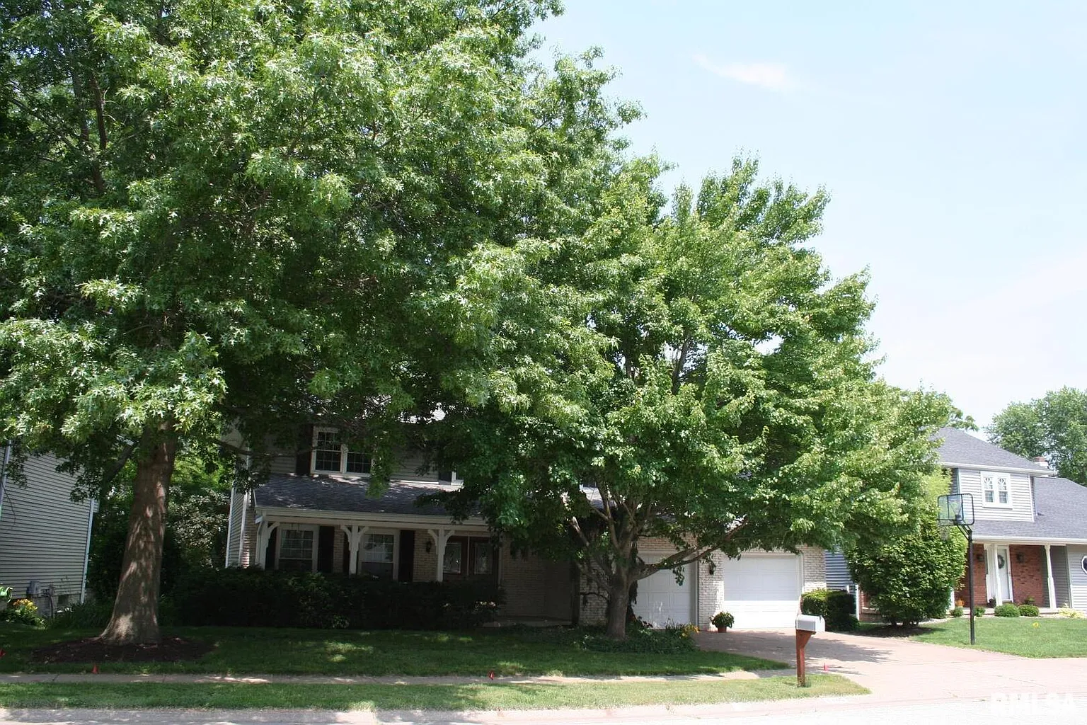 4145 Aspen Hills Dr photo 1