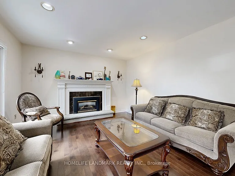 46 Green Ash Cres — Photo 15