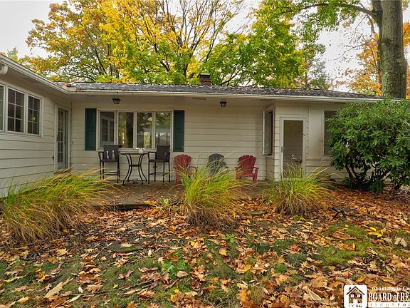 4th image of 110 Winchester Rd