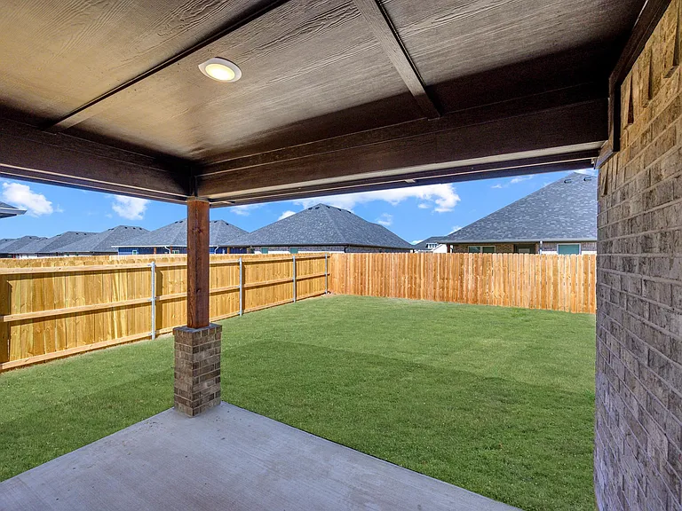 2801 Tulip Dr — Photo 31