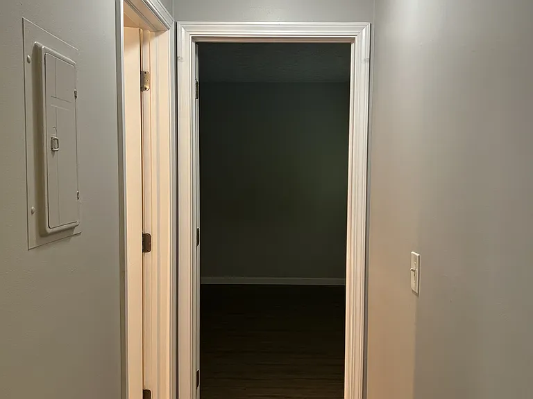 Maplewood Apartments — Photo 3