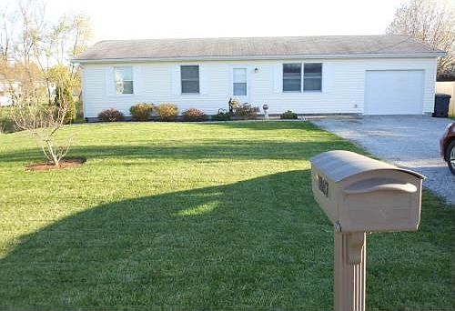 1st image of 1867 Harris Dr