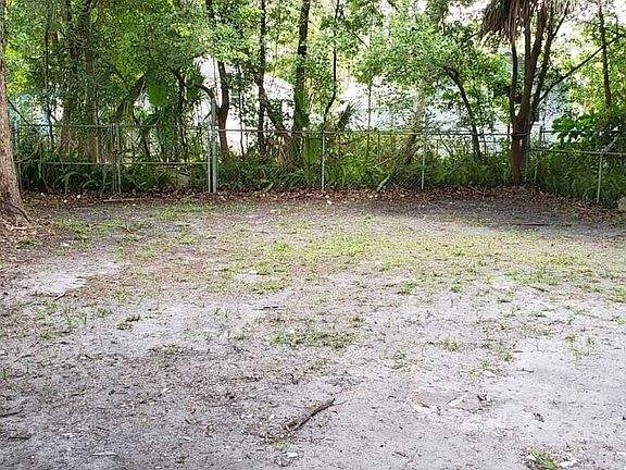 3rd image of 1489 Steele St Lot No 458 Lot