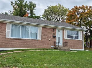 88 Vista Blvd, Mississauga, ON L5M1V7