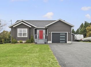 5 Red Cliff Road, Logy Bay, NL A1K3G2