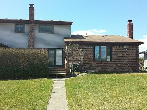 3rd image of 14443 Lakeshore Dr