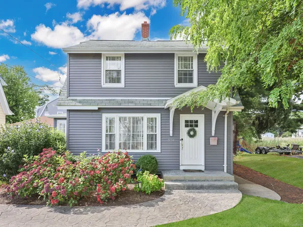 558 Riverside Drive, Fairfield, CT 06824