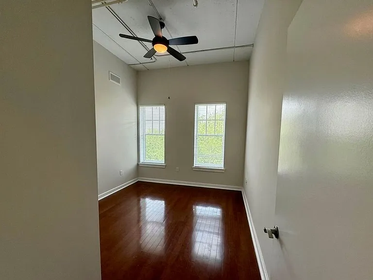 1661 Riverside Ave #415 — Photo 10