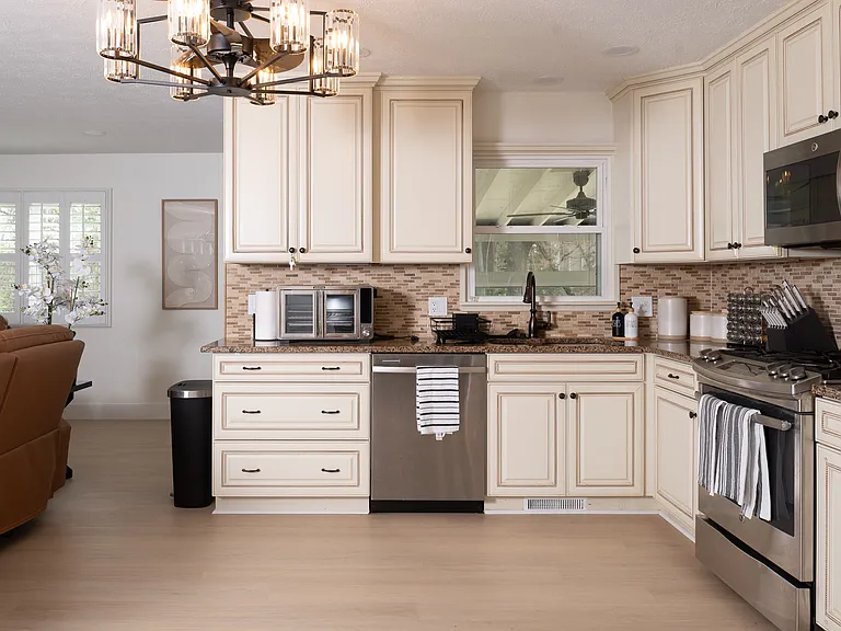 389 Lake Park Dr — Photo 10
