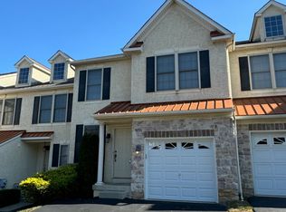 106 Wyndham Ln, Conshohocken, PA 19428