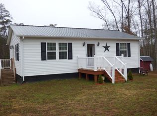 475 Hall Rd, Buckingham, VA 23921