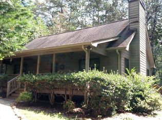1083 Lee Chester Rd, Dahlonega, GA 30533