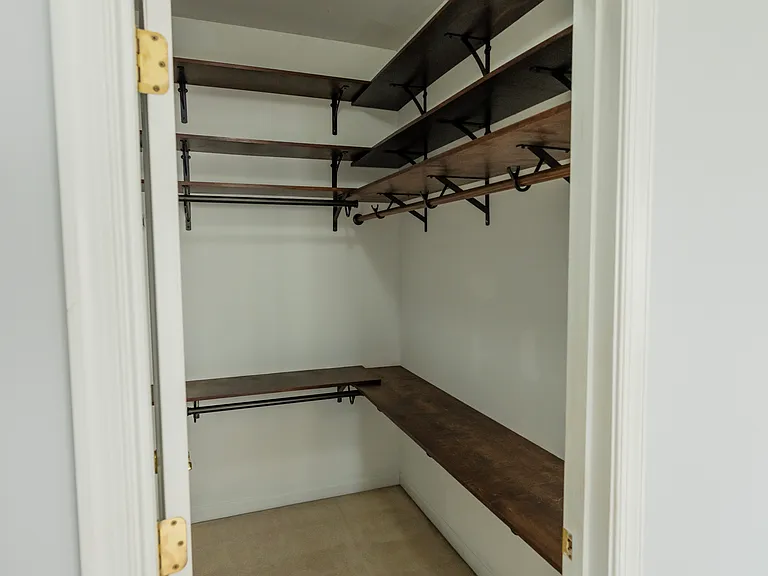 17409 Grant Cottage Dr — Photo 37