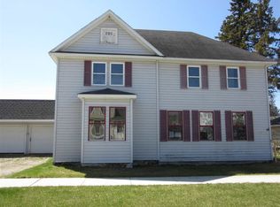 539 Manistique Ave, Manistique, MI 49854