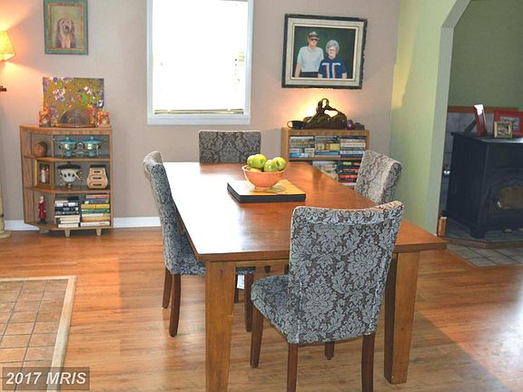 4th image of 15754 Wakefield Ct
