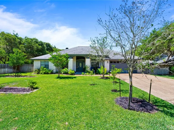 112 Poquito, Rockport, TX 78382