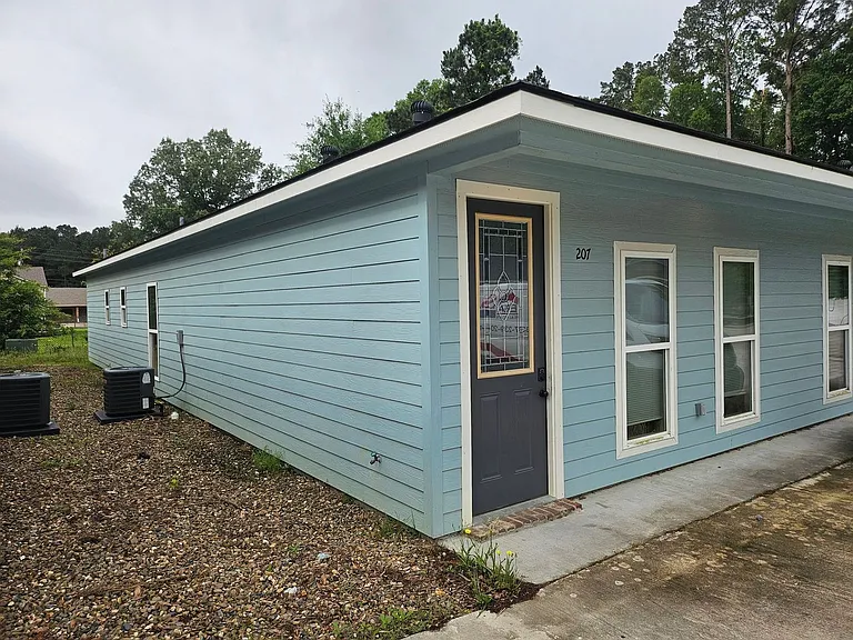 207 Lacey Eden Ln — Photo 36