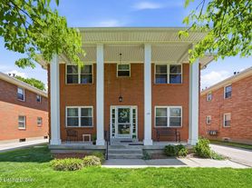 119 McArthur Dr
