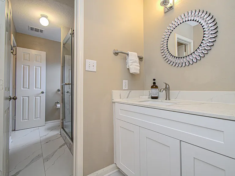 12427 Shadycrest Dr — Photo 37