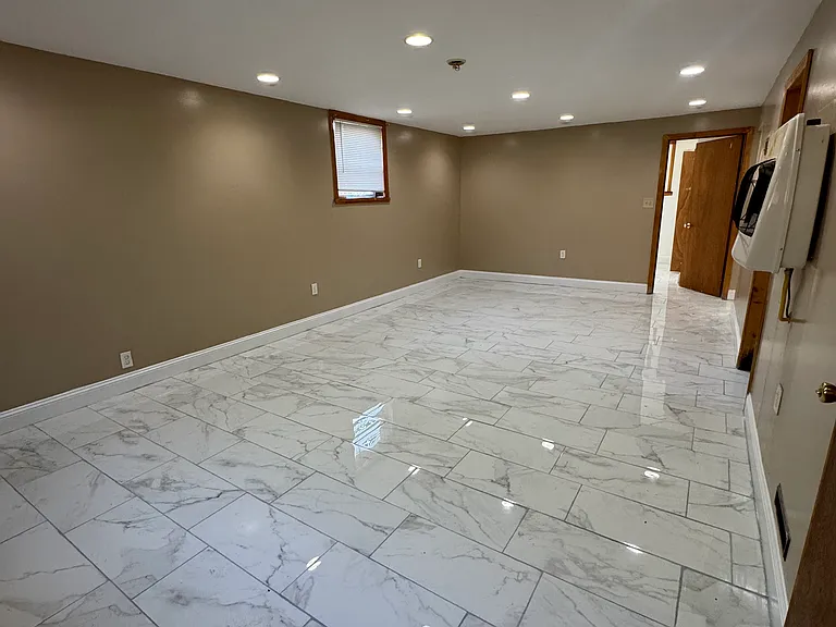 1910 Carolina St #2 — Photo 2