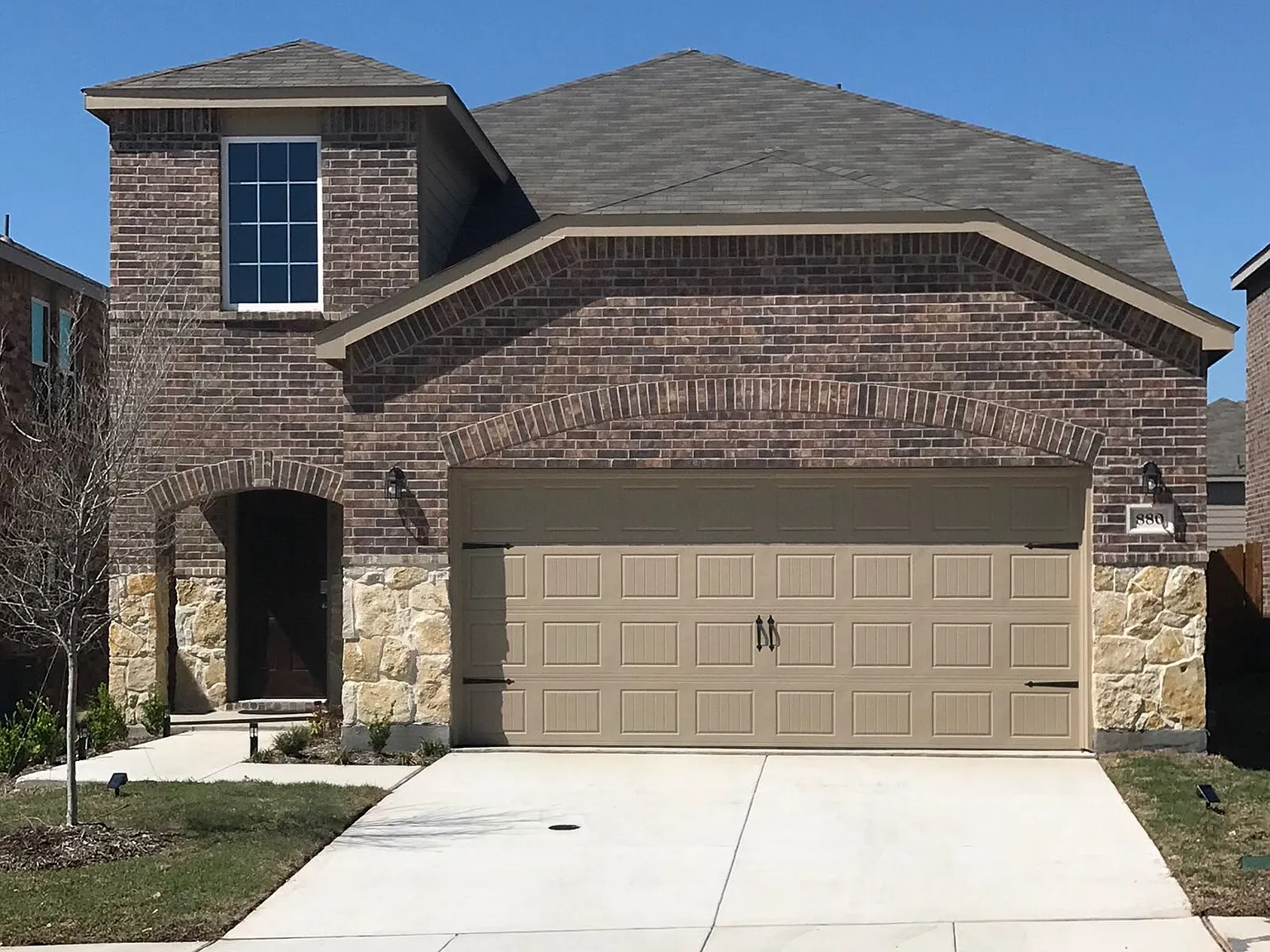 4 bed, 2655 sqft, $2,199 — Photo 1