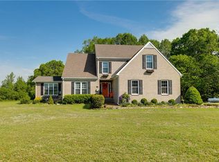 16050 Arwood Rd, Disputanta, VA 23842