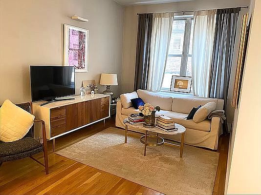 1st image of 46 W 14th St APT 6