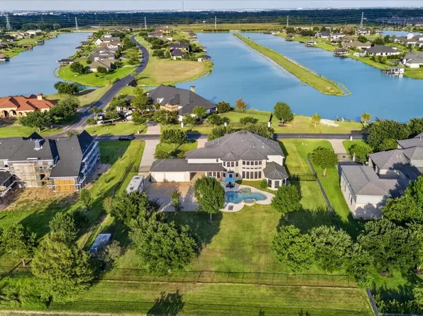3203 Lakes Of Katy Ln, Katy, TX 77493