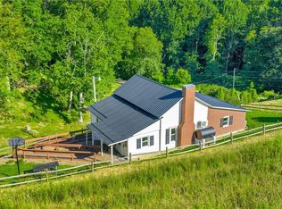 922 Prathers Creek Church Rd, Laurel Springs, NC 28644