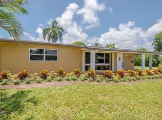 1303 S Deerfield Ave, Deerfield Beach, FL 33441