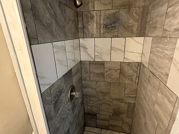 3rd image of 325 Main St #11414259