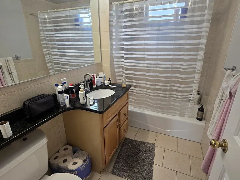 25 Raymond St #12 — Photo 8