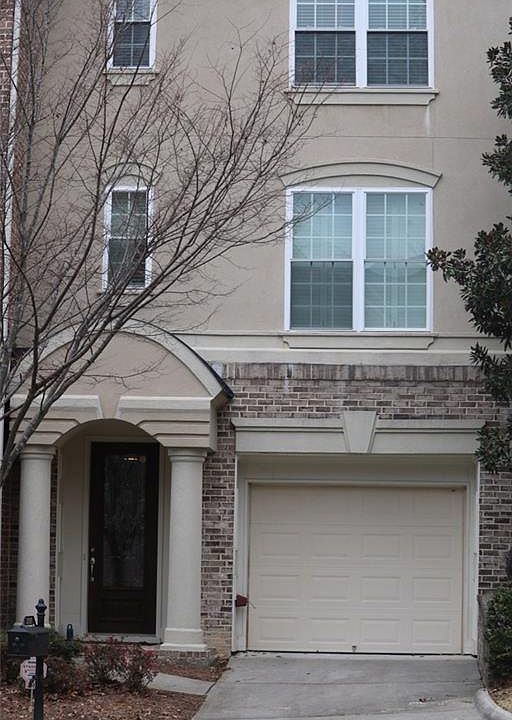 2nd image of 3315 Regent Pl SW