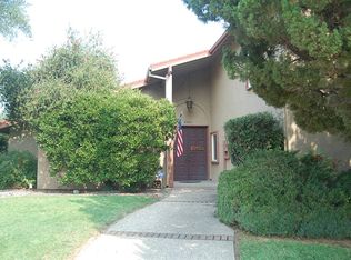 4566 Charleston Dr, Carmichael, CA 95608