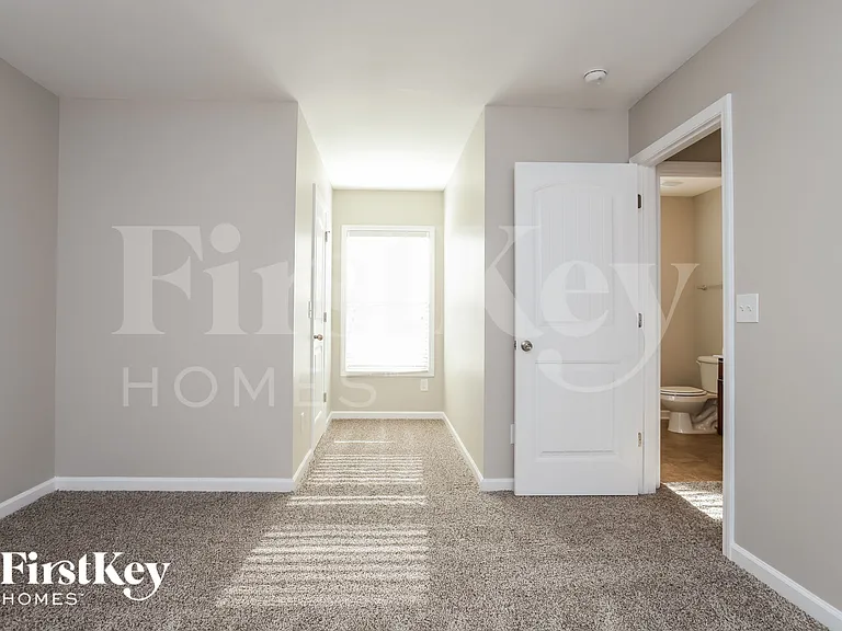 224 Woodmill Way SW — Photo 13