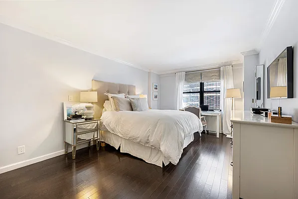 Sold by Compass | media 7