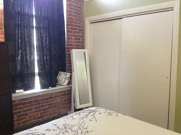 509 Delaware St #201 — Photo 12