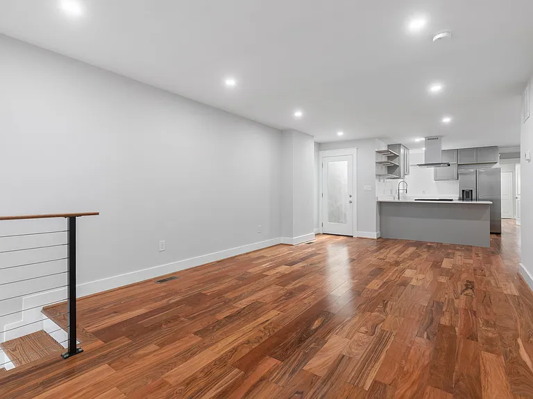 45 Bates St NW #1 — Photo 10
