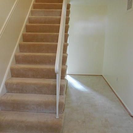 5th image of 10227 Continental Ln