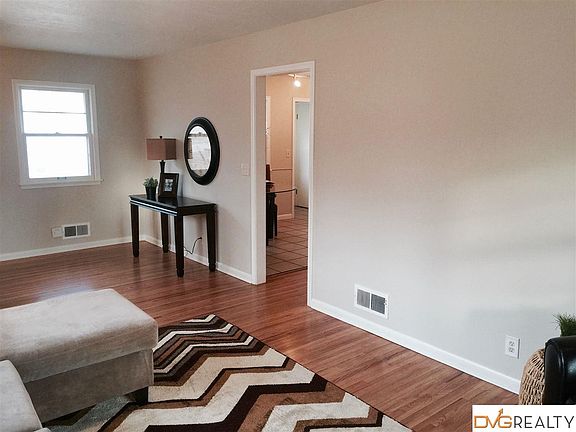 3rd image of 4617 N 55th St