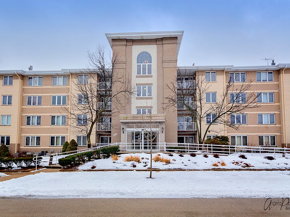 1st image of 440 E Montrose Ave APT 410