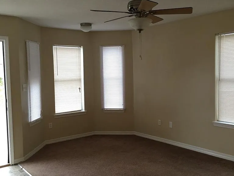 8 Grand Lido — Photo 7