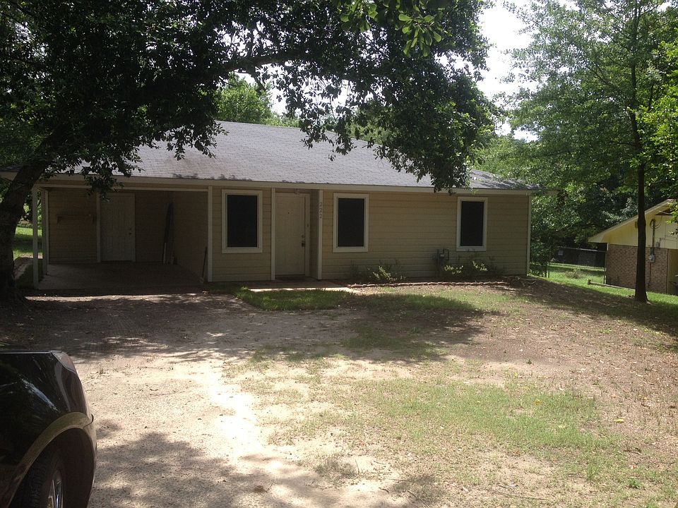 1st image of 222 Marilyn St