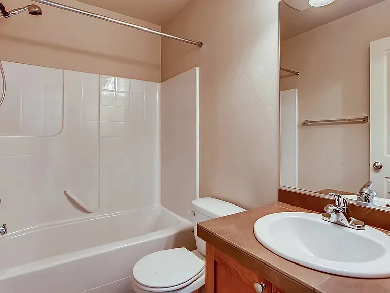 575 NW 118th Ave #105 — Photo 3