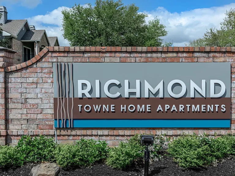 Richmond Towne Homes — Photo 9