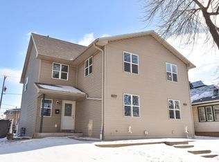 1310 S 7th St #1312, Milwaukee, WI 53204