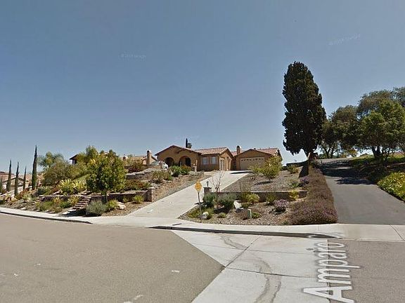 5th image of 2098 Amparo Ct
