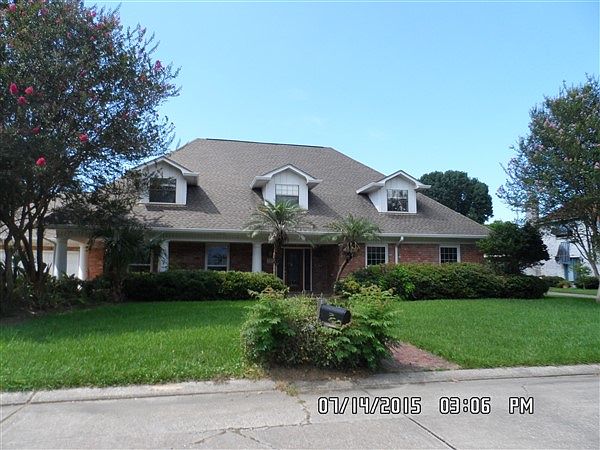 1st image of 12 Chateau Magdelaine Drive