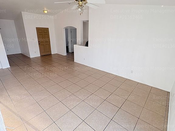 5th image of 7400 Cross Glade St